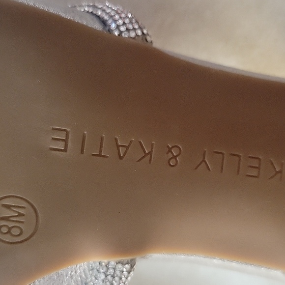 Silver Slippers - Picture 8 of 12